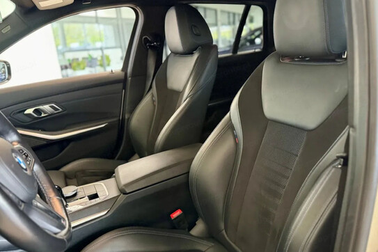 BMW Seria 3 M340i xDrive mHEV sport-aut