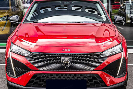 Peugeot 408 Allure e-DCS 1.2 mHEV