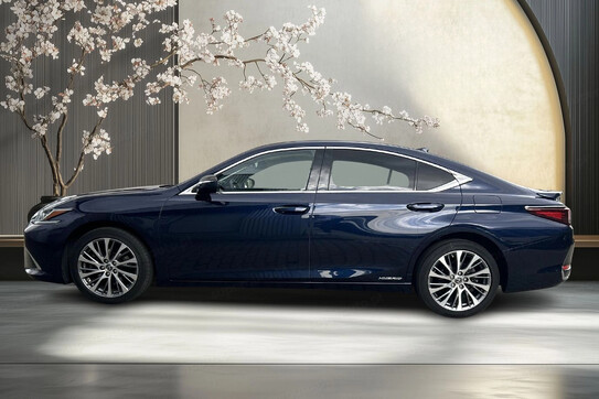 Lexus ES 300h Business Edition