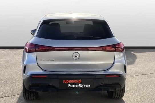 Mercedes EQA 250 AMG Line