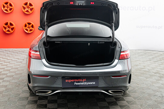 Mercedes E Klasa E 300 Coupe 2.0 9G-TRONIC
