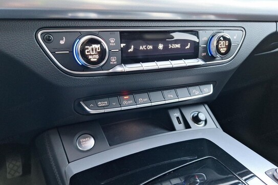 Audi Q5 45 TFSI quattro S Line