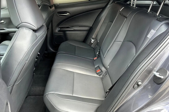 Lexus UX 250h GPF F Sport Design 2WD