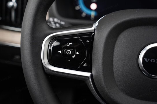 Volvo XC90 T8 AWD Plug-In Hybrid Plus Bright 7os