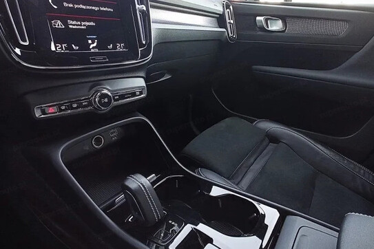 Volvo XC40 B4 B R-Design