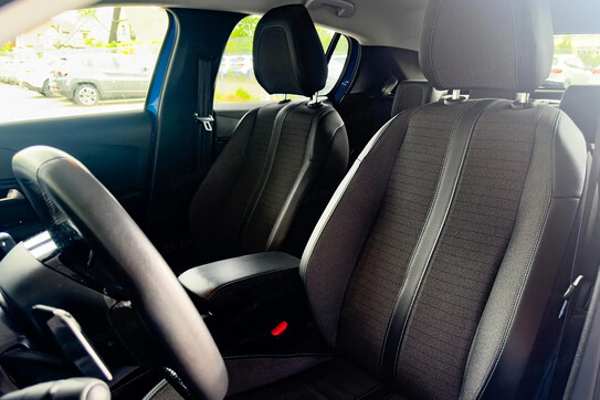 Peugeot 208 1.2 PureTech