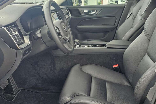 Volvo V60 B4 D Plus Dark