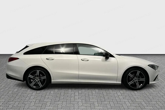 Mercedes CLA 200 Shooting Brake Progressive