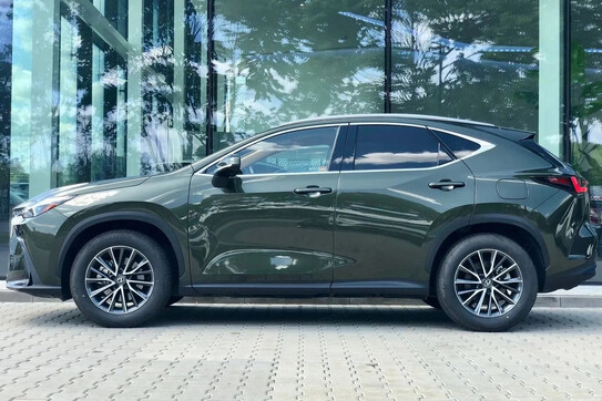 Lexus NX 350h Prestige 2WD