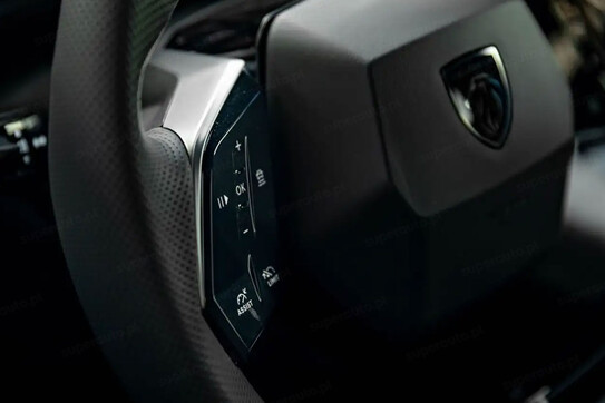 Peugeot 3008 GT e-DCS6 1.2 PureTech mHEV