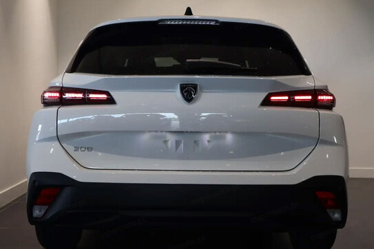 Peugeot 308 Style 1.2 mHEV