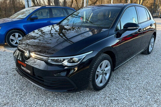 Volkswagen Golf VIII 1.5 eTSI EVO Life DSG