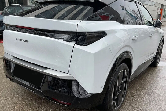 Peugeot 3008 e-3008 GT 73kWh