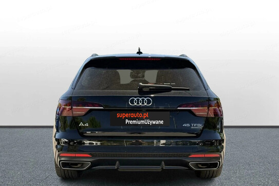 Audi A4 45 TFSI quattro S tronic