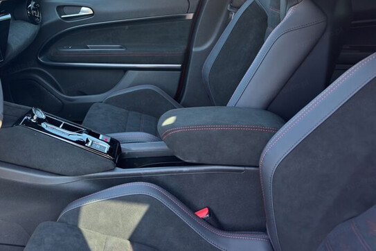 Alfa Romeo Junior 1.2 Ibrida Speciale
