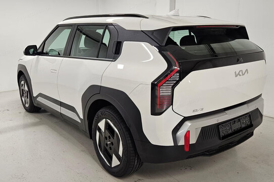 Kia EV3 81.4kWh Earth
