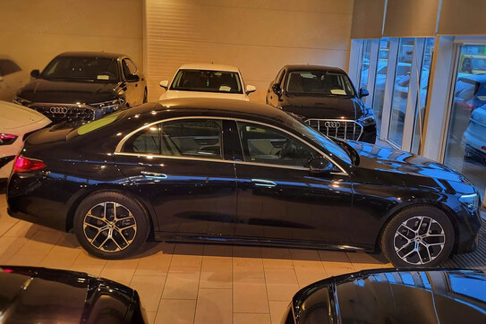 Mercedes E Klasa 200 4-Matic Avantgarde 9G-Tronic