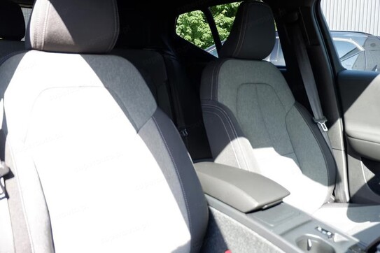 Volvo XC40 B4 Plus Dark