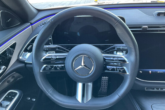 Mercedes E Klasa 300 e AMG Line