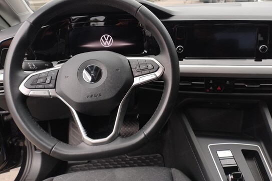 Volkswagen Golf Life 1.0 eTSI  DSG