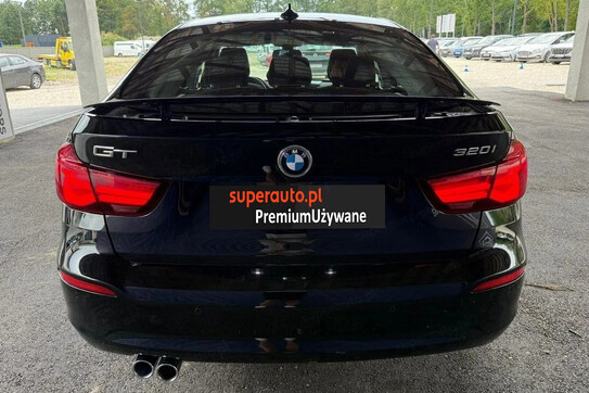 BMW Seria 3 Gran Turismo 320i Advantage