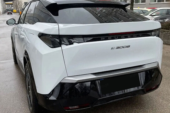 Peugeot 3008 e-3008 GT 73kWh