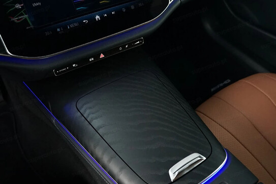 Mercedes E Klasa 220 d 4-Matic AMG