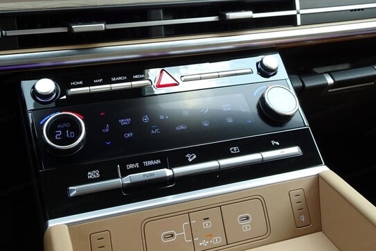 Hyundai Santa Fe 7.os Platinum 4WD 1.6 T-GDI PHEV