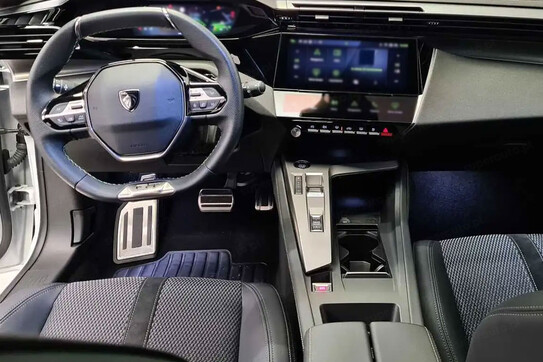 Peugeot 308 GT e-DCS 1.2 mHEV