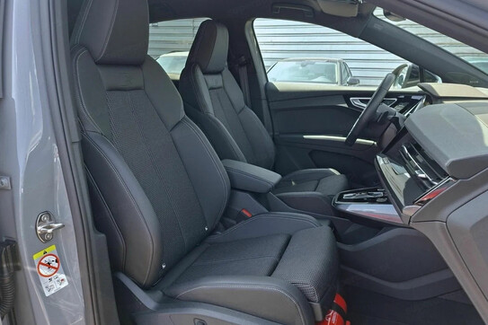 Audi Q4 45 e-tron quattro S Line