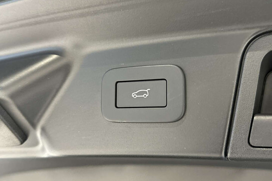 Land Rover Range Rover Velar 2.0 D200 Dynamic SE