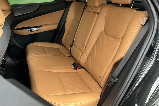 Lexus NX 350h Omotenashi AWD