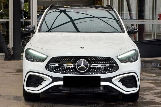 Mercedes GLA 250 e AMG Line