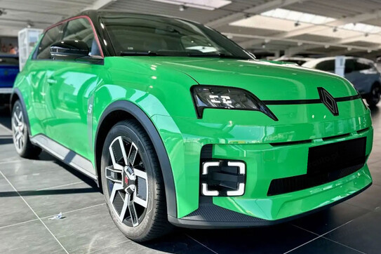 Renault 5 Urban Range Techno