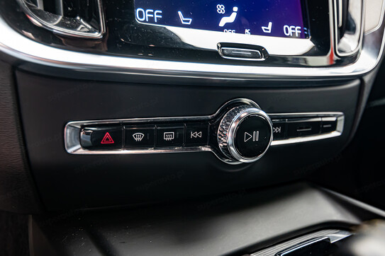 Volvo V60 B4 R-Design aut