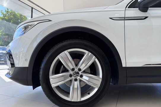 Volkswagen Tiguan 1.5 TSI Elegance DSG