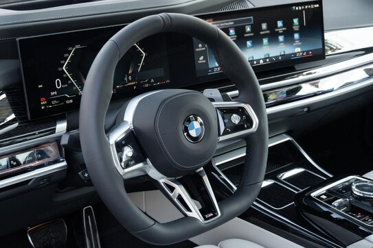 BMW Seria 7 740d xDrive M Sport