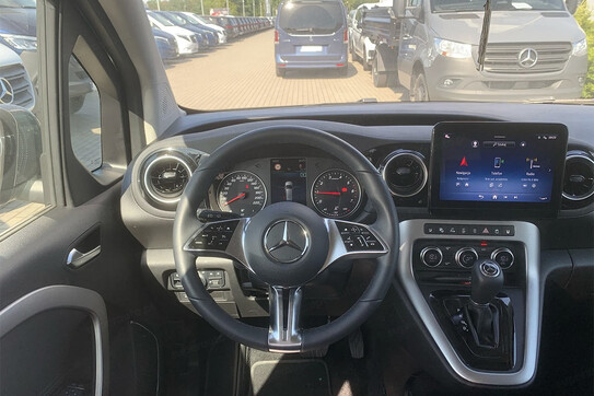 Mercedes T klasa T180 Progressive AT