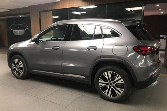 Mercedes GLA 220 4-Matic Progressive
