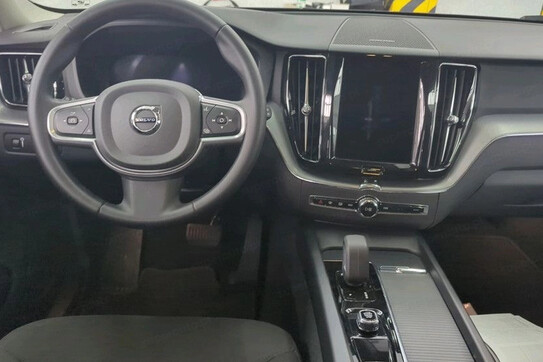 Volvo XC60 B4 D Momentum Pro aut
