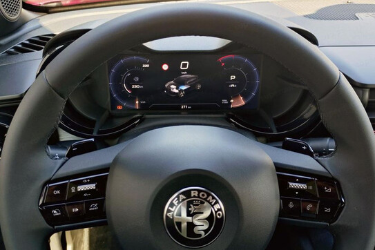 Alfa Romeo Junior 1.2 Ibrida eDCT