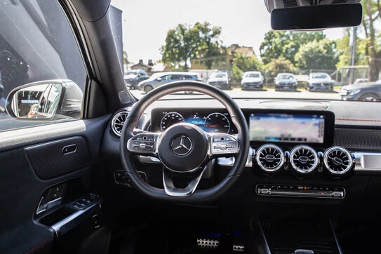 Mercedes EQB 350 66.5kWh 4-Matic AMG