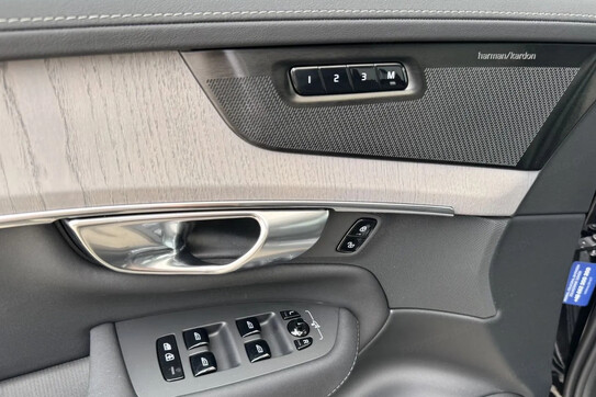 Volvo XC90 B5 B AWD Plus Bright 7os aut