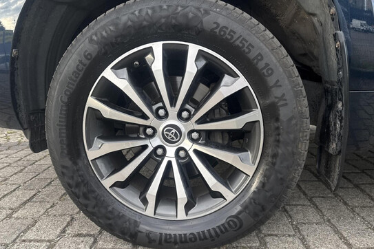 Toyota Land Cruiser LC 2.8 D-4D Executive aut