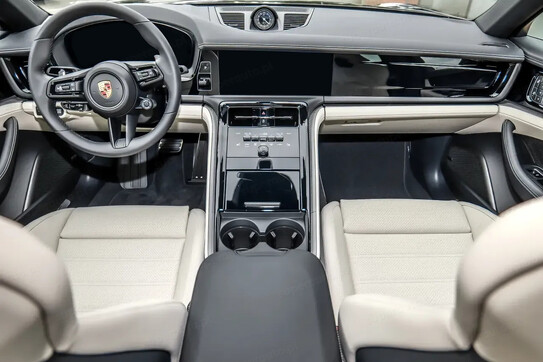 Porsche Panamera 4S E-Hybrid